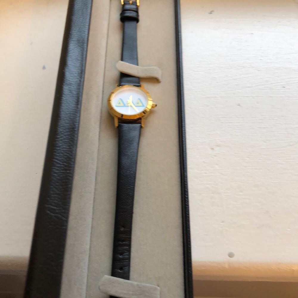 Delta Delta Delta Watch